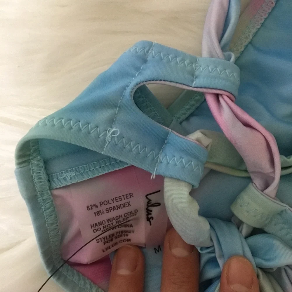 Lulus Wave Crest Blue Tie Dye Scoop Neck Bikini Top Size Medium